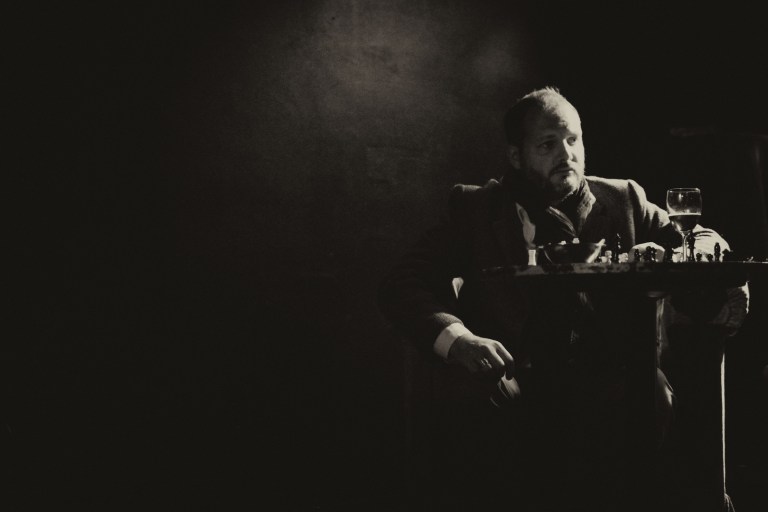 Pour un Oui ou pour un Non (1 of 1)-5